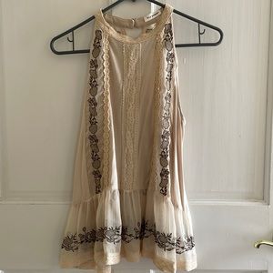 Cute flowy tank.